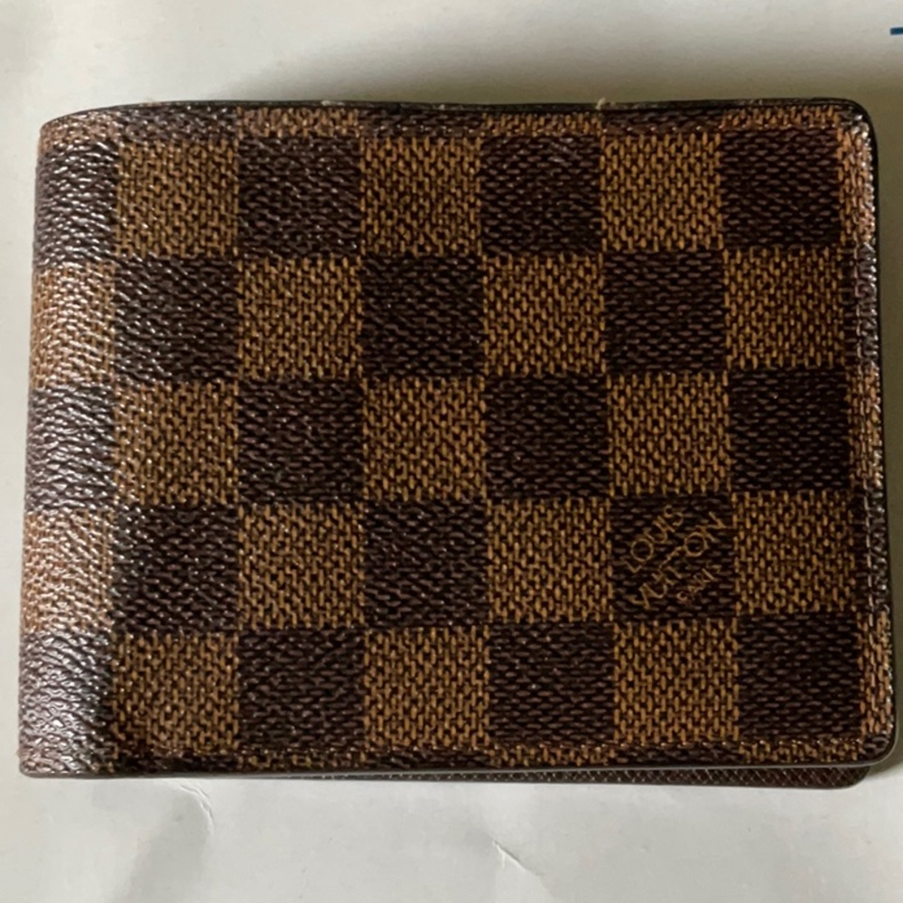 Louis Vuitton men’s bill fold